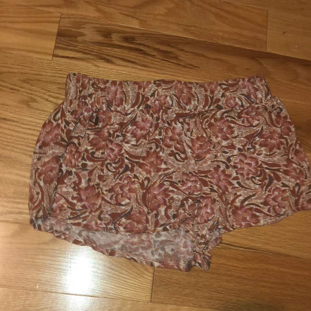 Flowy summer shorts